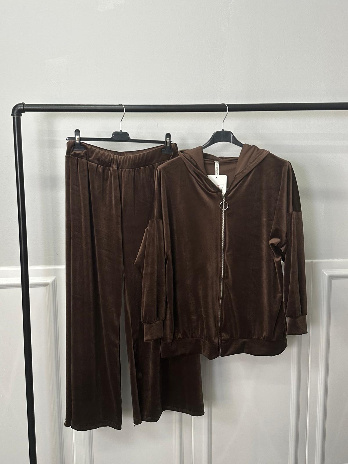 Completo ciniglia con zip