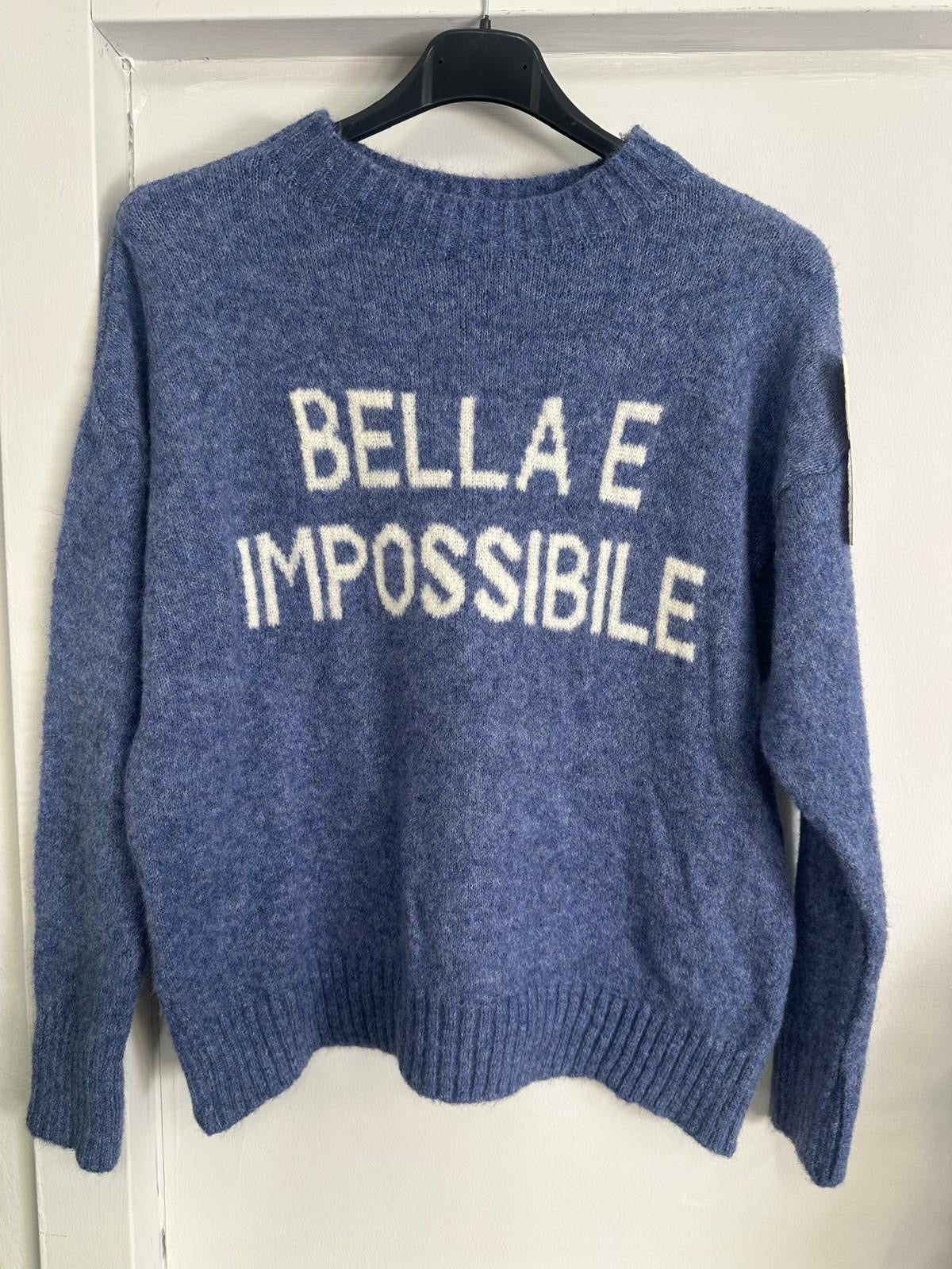 Maglia Trendy "Bella e Impossibile": Esprimi il Tuo Stile in Diversi Colori