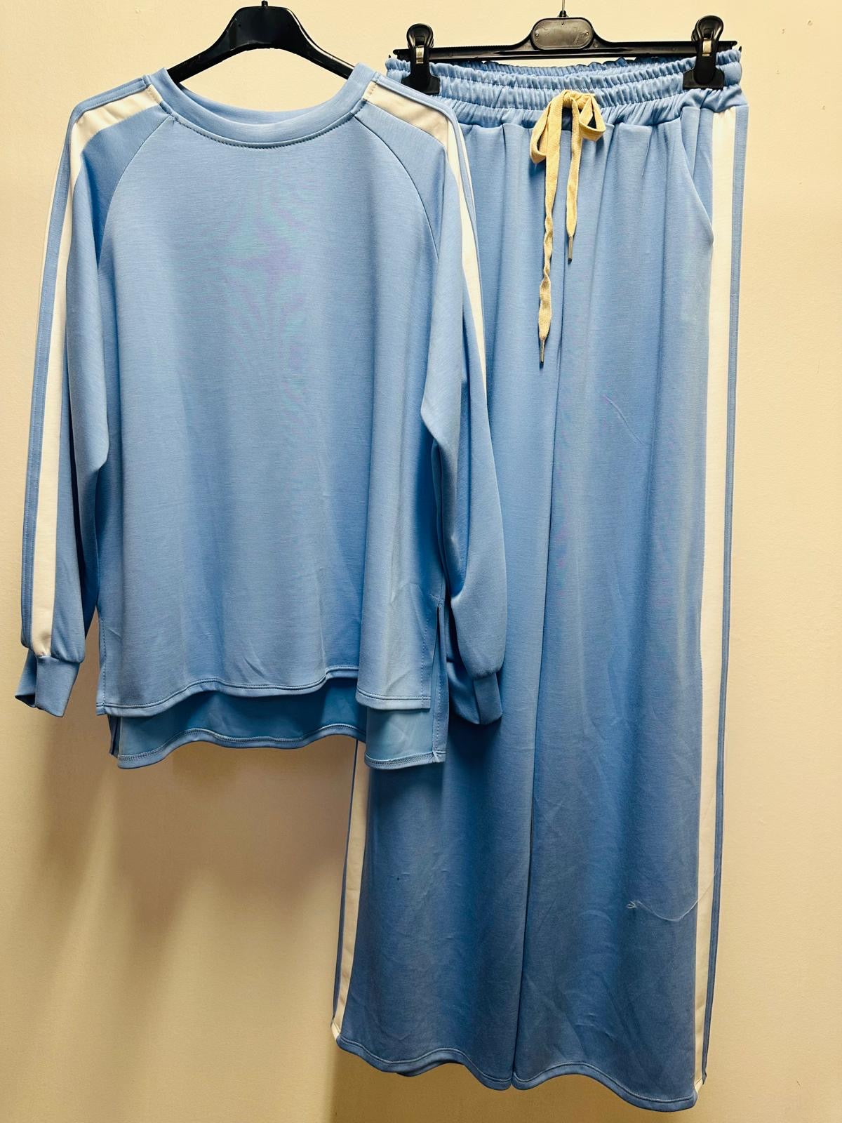 Tuta Casacca e Pantalone con Righe Laterali