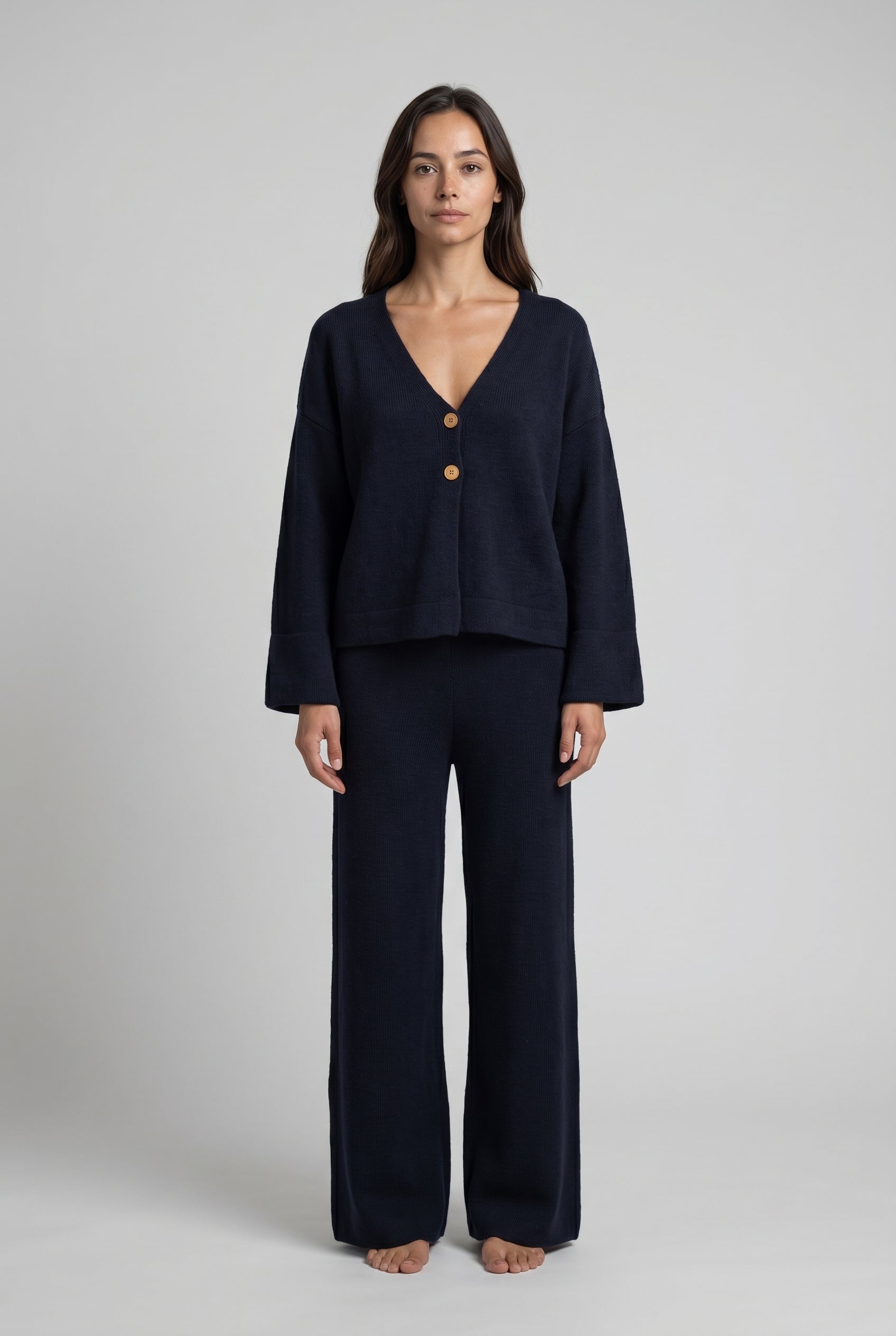 Completo lanetta Cardigan e Pantalone – Morbidezza e Vestibilità Elegante