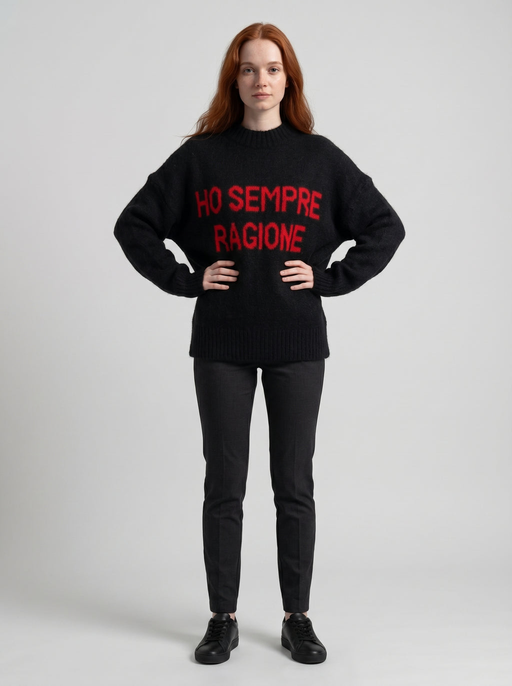 Il Maglione che Parla Chiaro: "Ho Sempre Ragione" - Stile e Assertività in Tinta Unita!