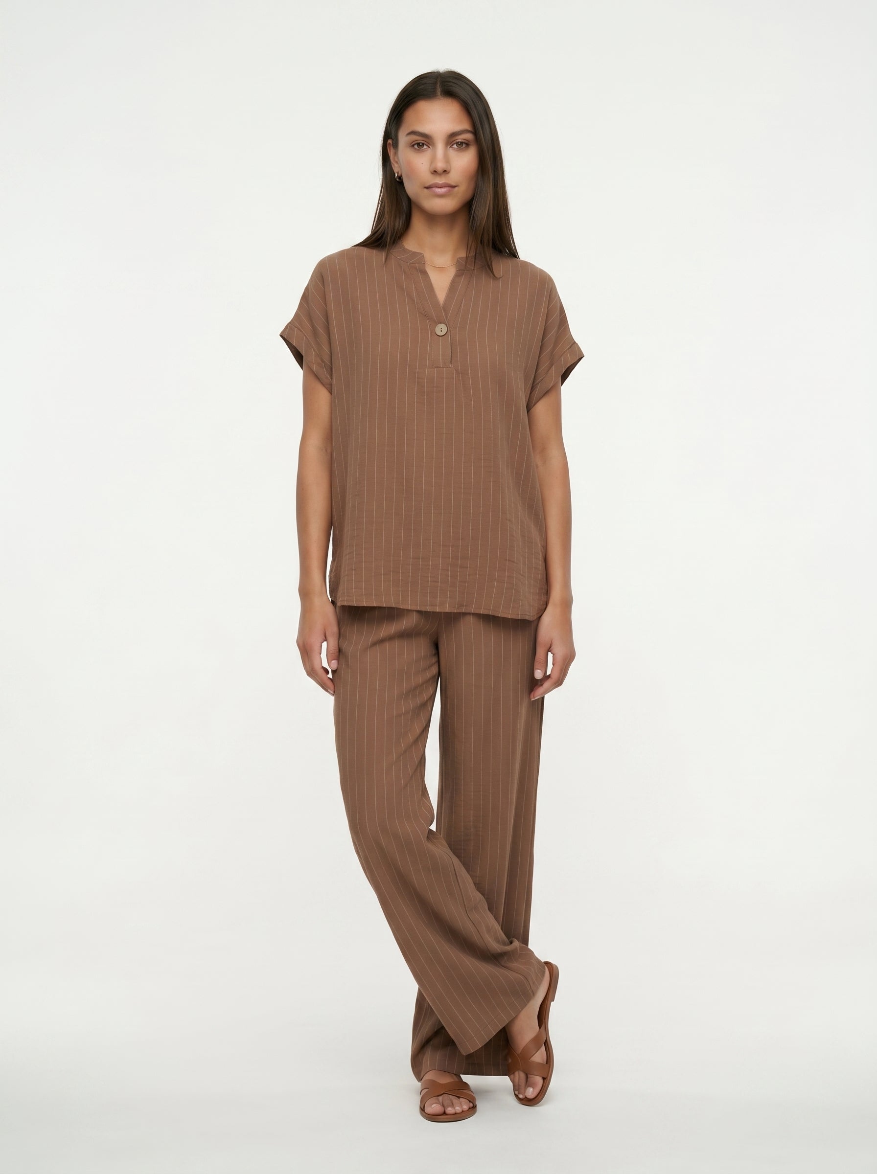 Completo Gessato con scollo alla coreana  + pantalone palazzo