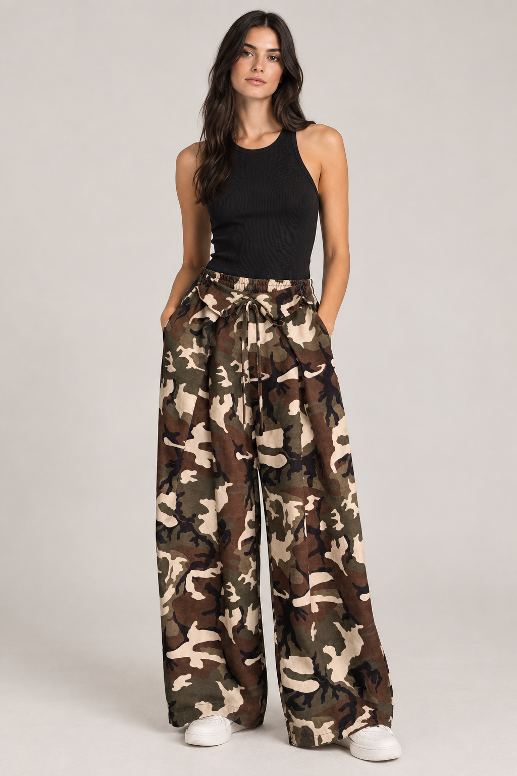 Pantalone baloon mimetico con fiocco
