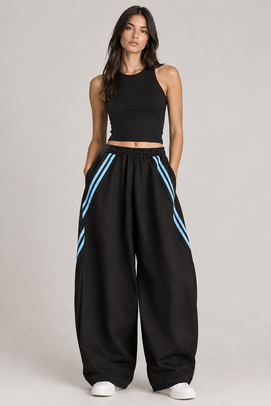 Streetstyle del Futuro! Pantaloni Balloon in Tessuto Tecnico con Doppia Riga – Volume & Grinta!