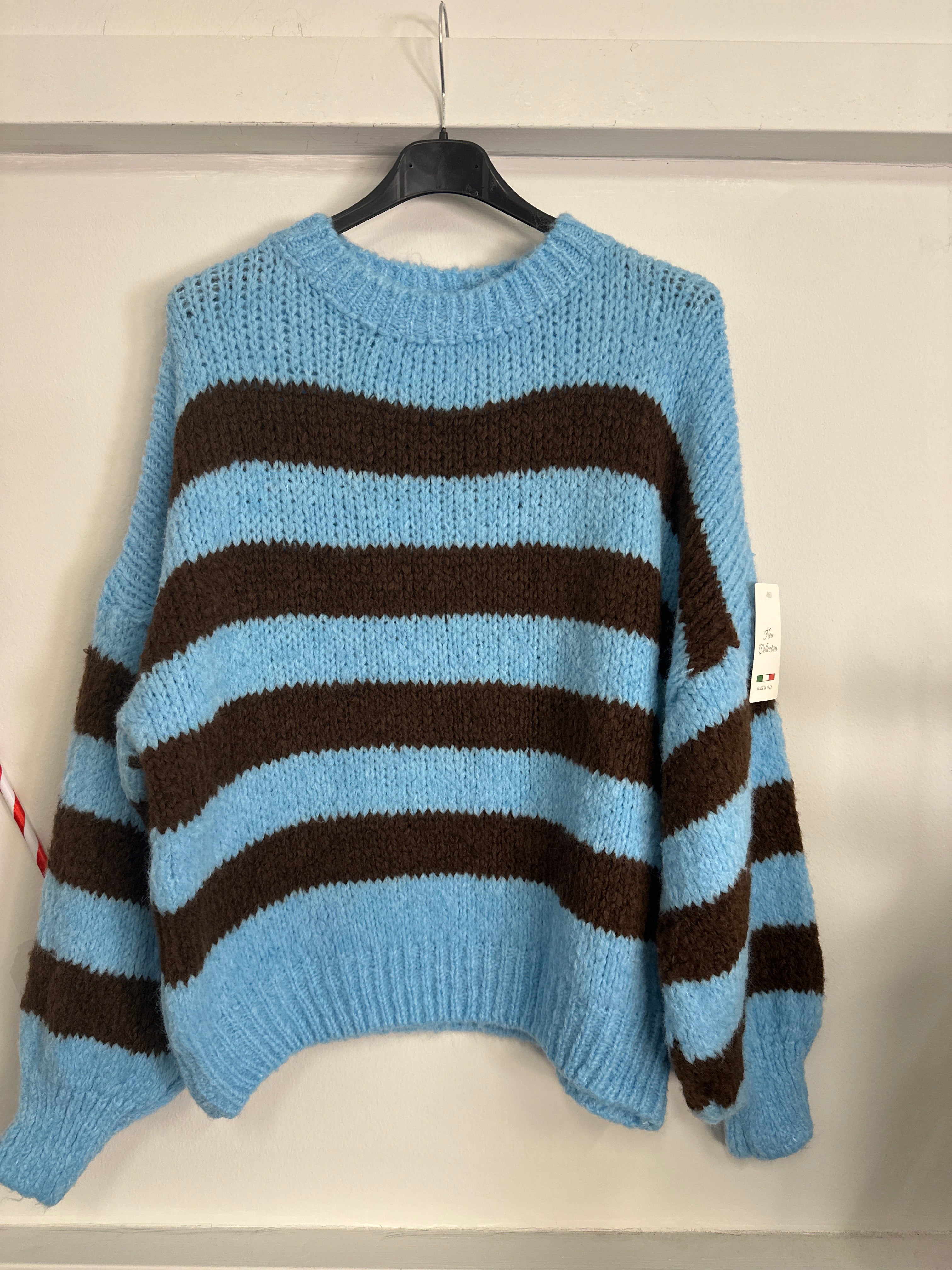 Maglione 'Cozy Chic': Righe Audaci & Maniche a Palloncino!