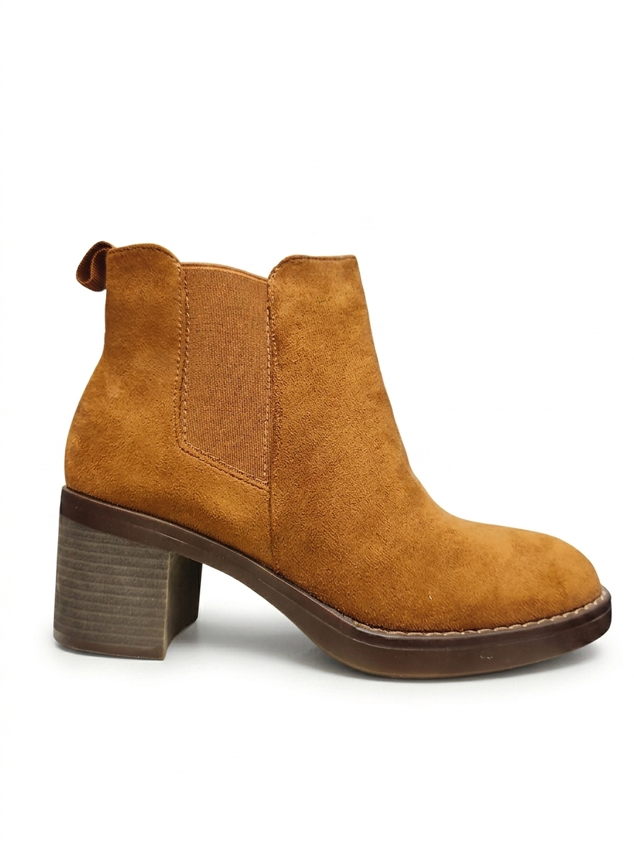 Stivaletto con zip laterale Cammello
