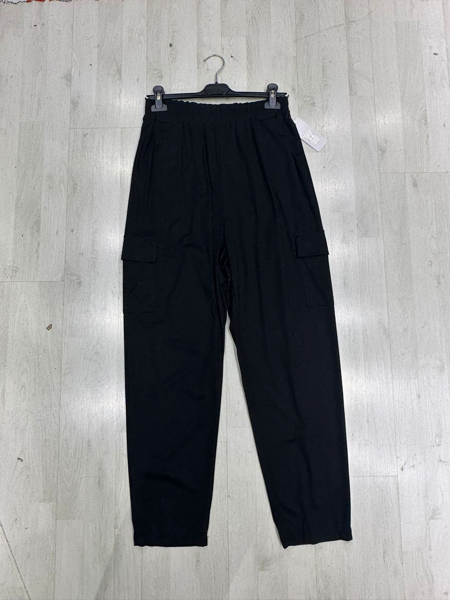 Pantaloni cargo