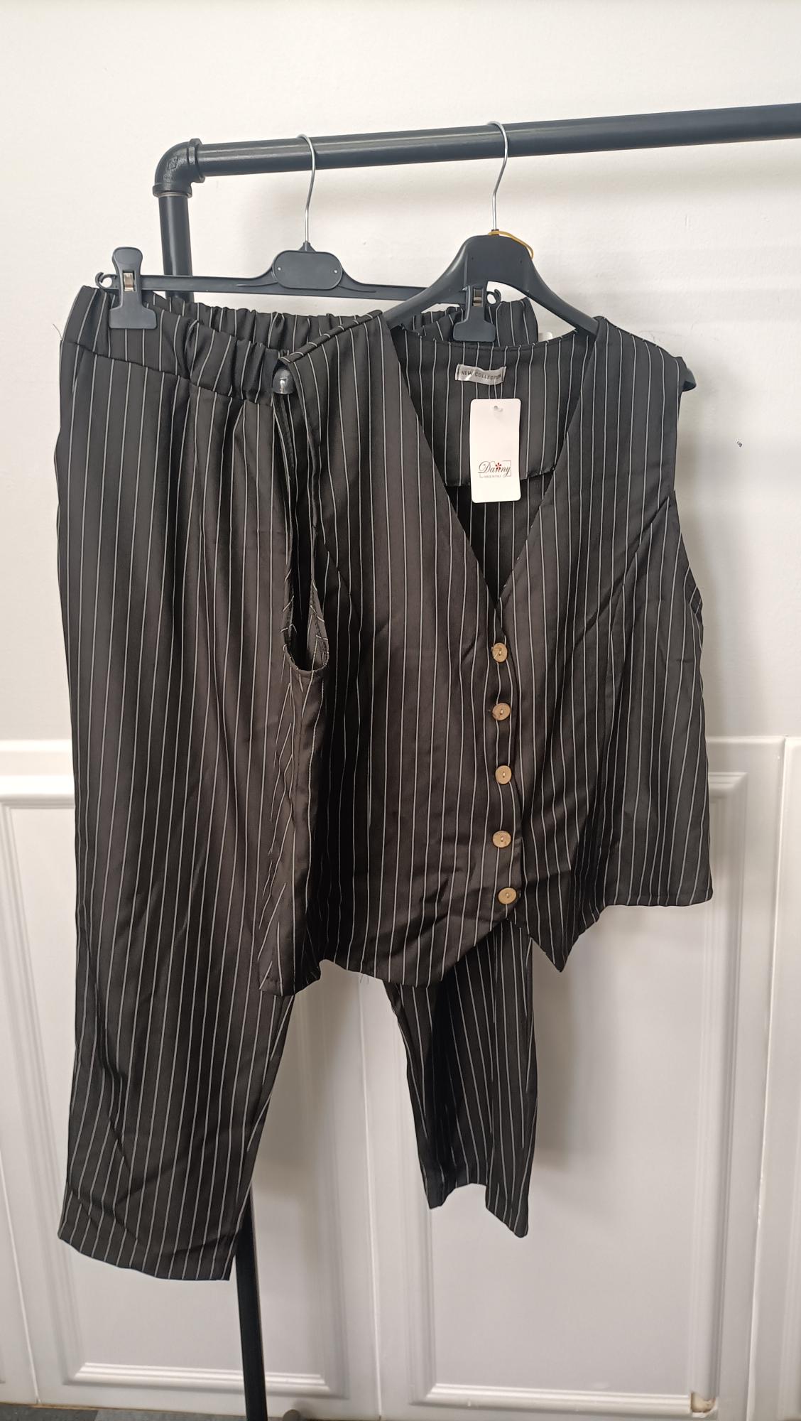 New completo gessato