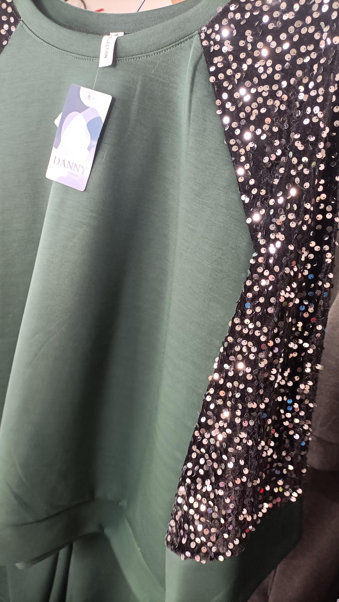 Tuta con maniche paillettes