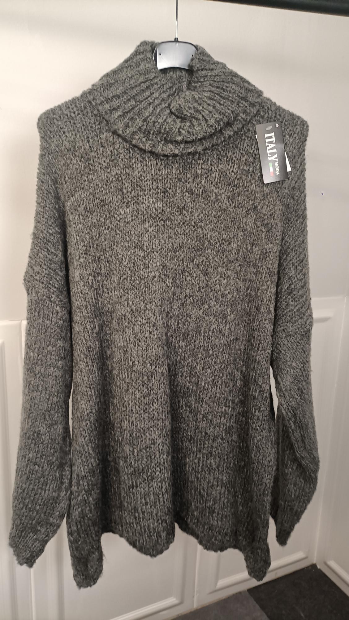 Maglione over collo alto