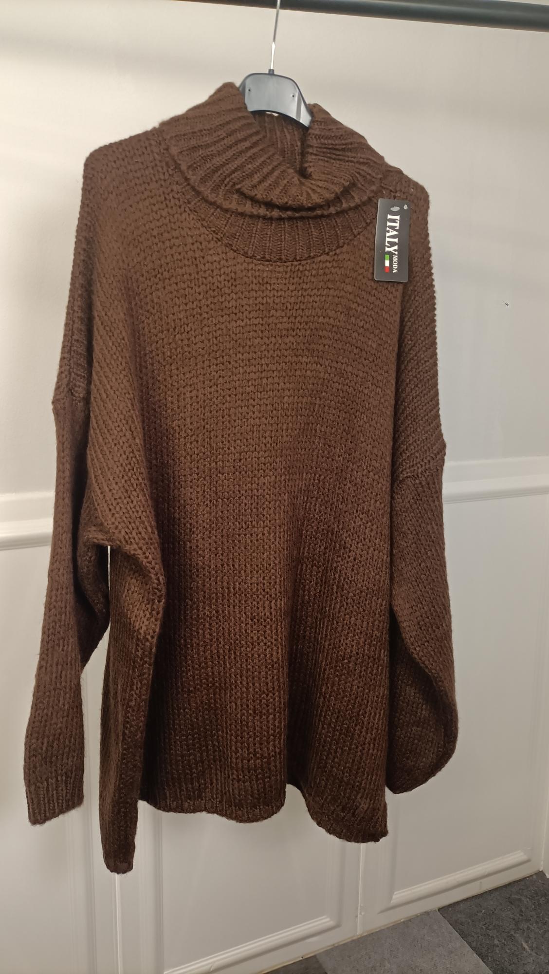 Maglione over collo alto