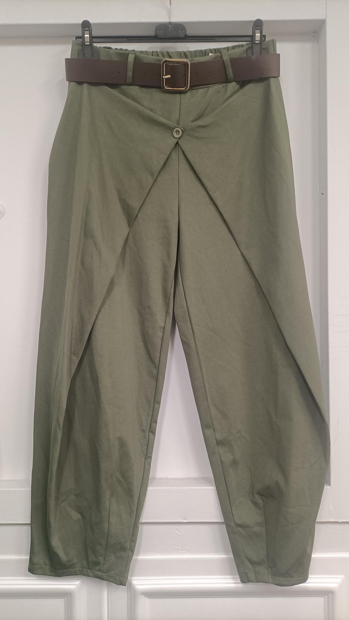 Pantalone sartoriale con bottone