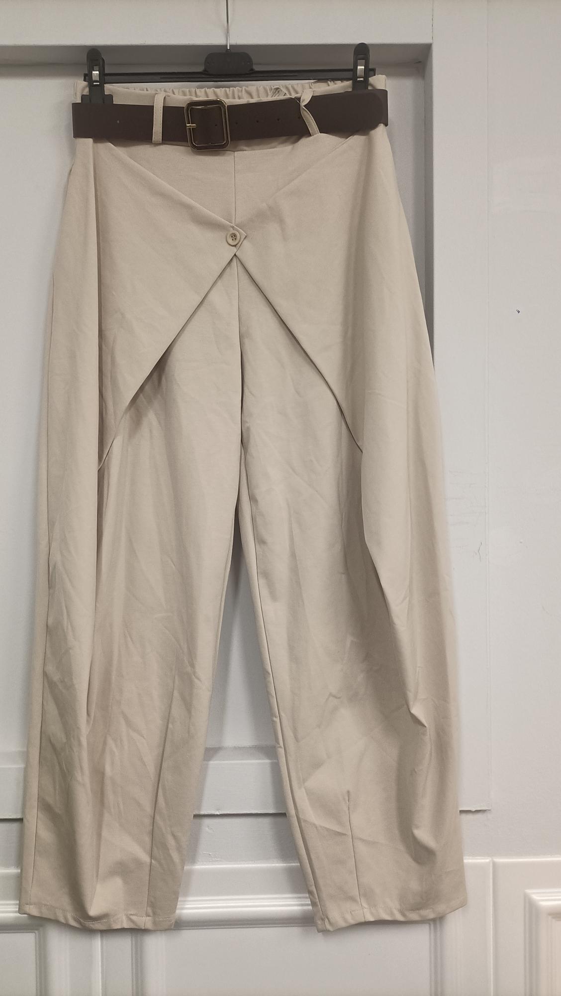 Pantalone sartoriale con bottone