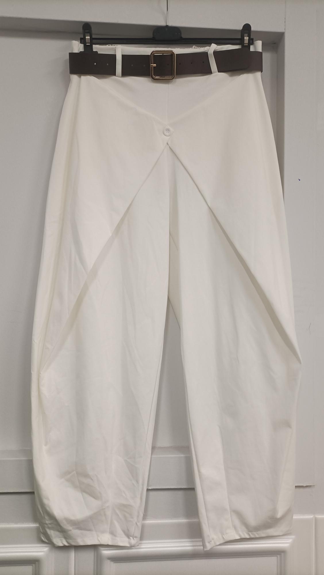 Pantalone sartoriale con bottone