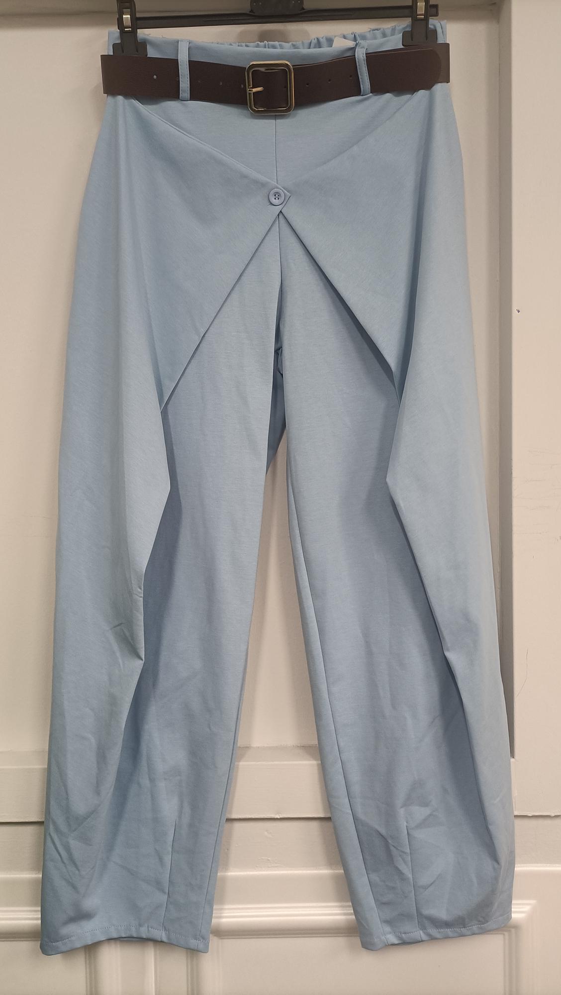 Pantalone sartoriale con bottone