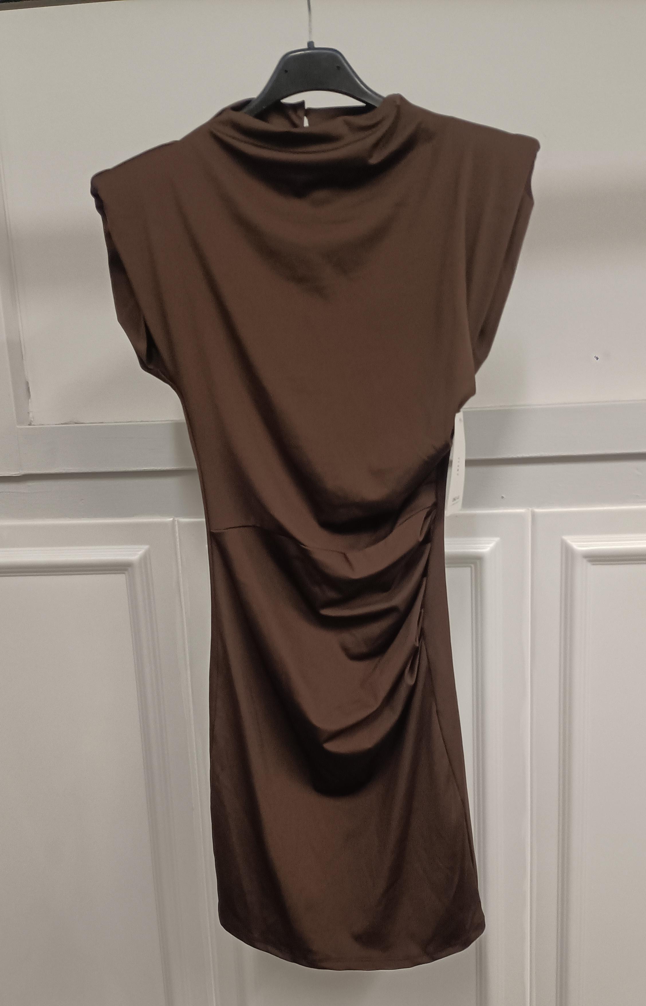 Abitino con drappeggio laterale