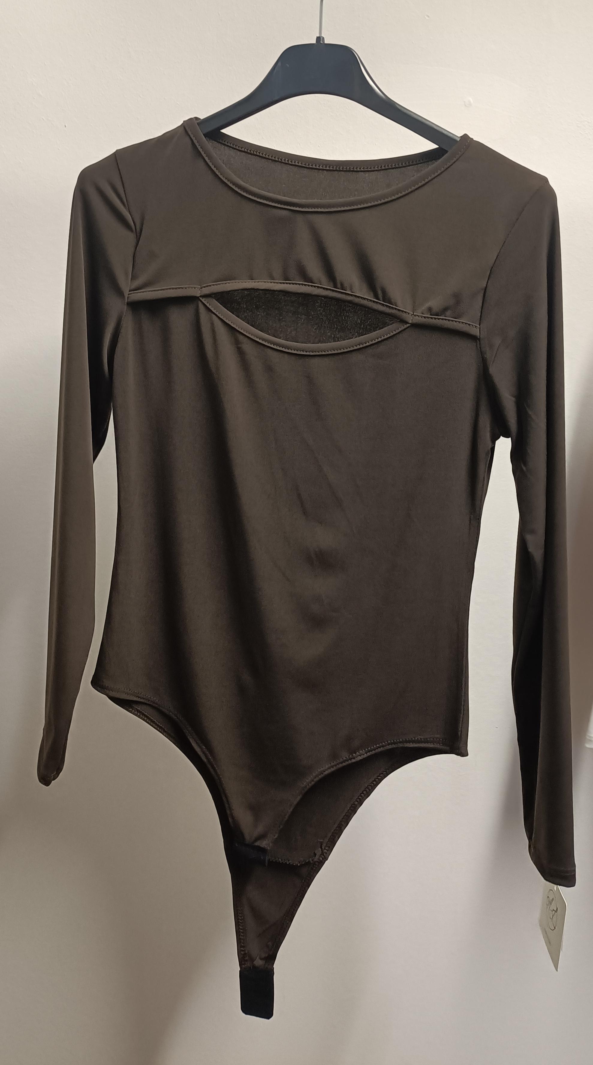 Body Oblò con Scollo Profondo – La Tua Base Chic per Look Seducenti