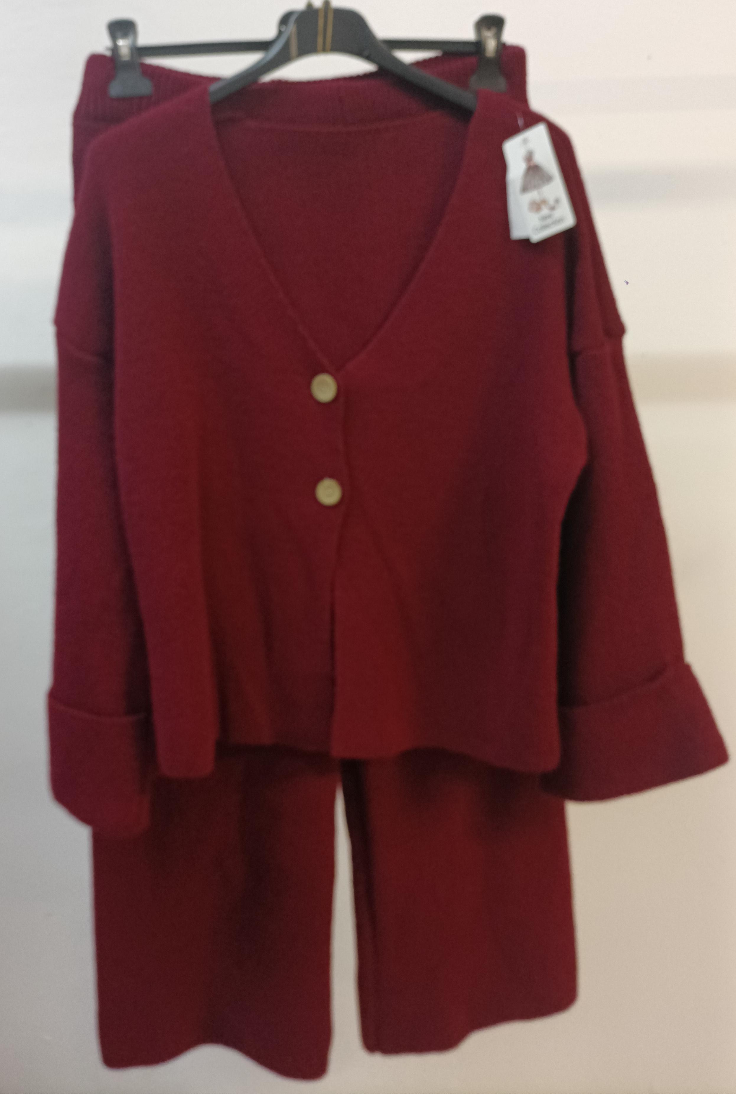 Completo lanetta Cardigan e Pantalone – Morbidezza e Vestibilità Elegante