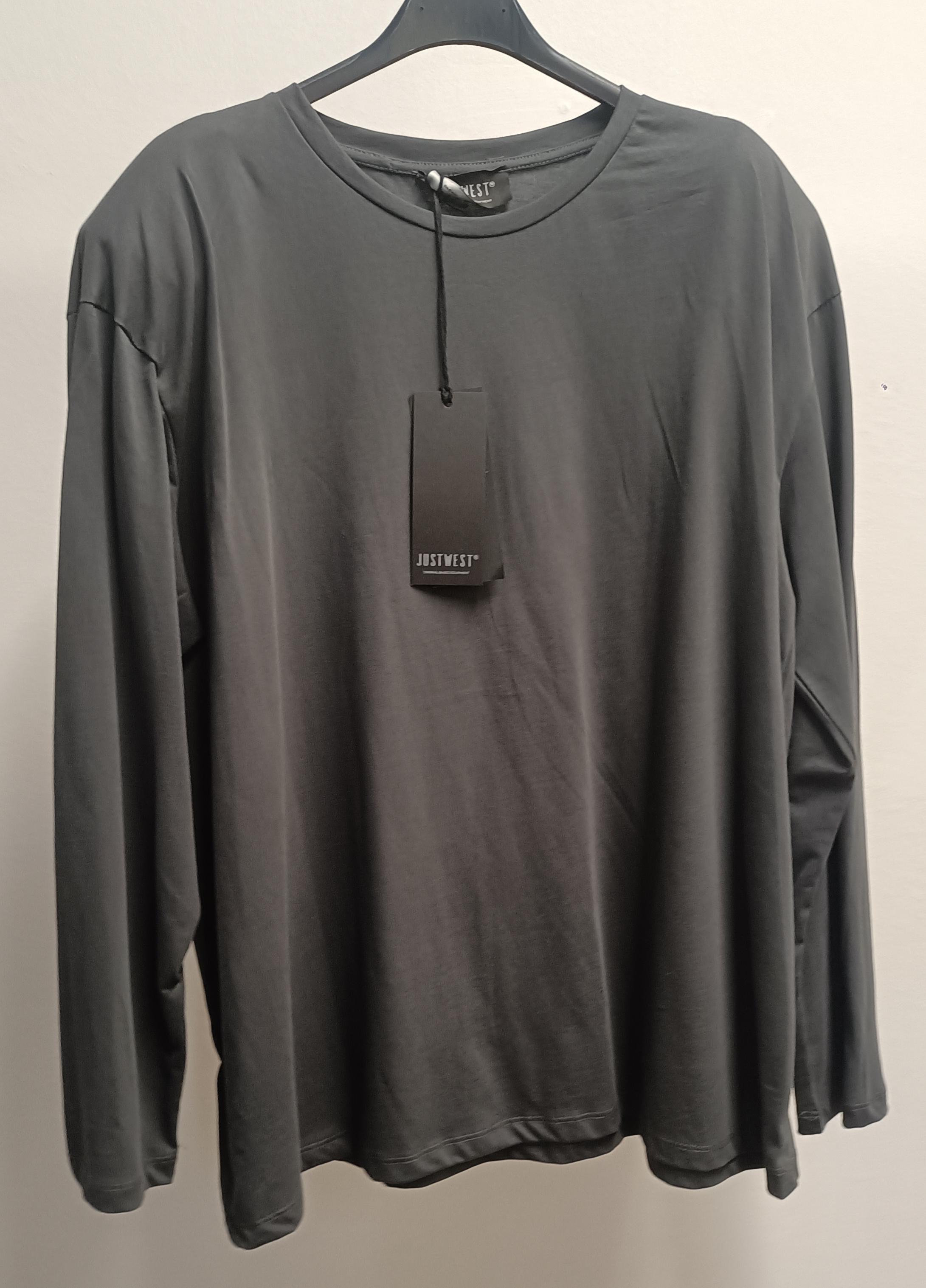 Maglia Rebecca Maniche Lunghe con Dettaglio Spalle Strutturate: Il basic elevato