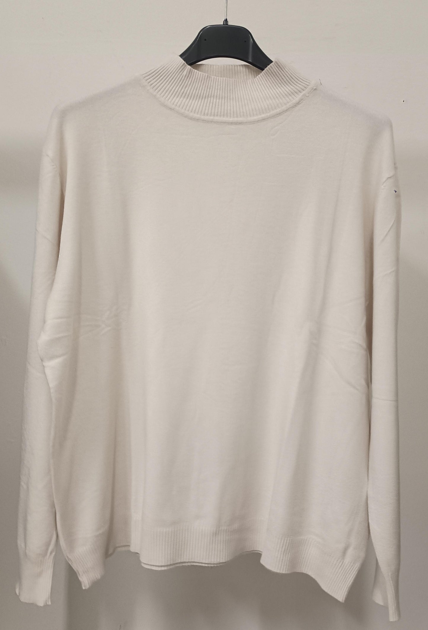 Maglia modal collo morbido