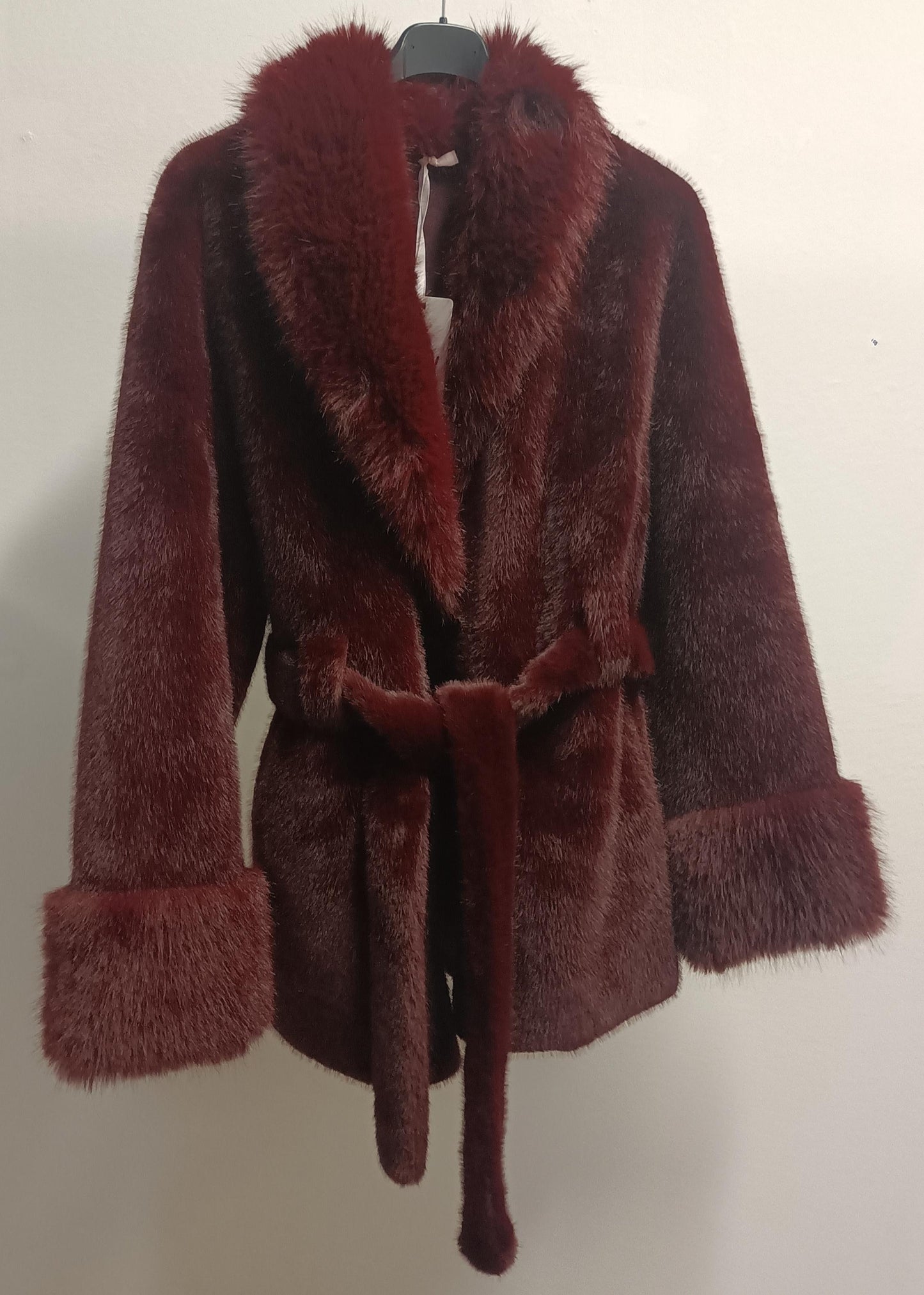 Ecopelliccia cinta in pelliccia