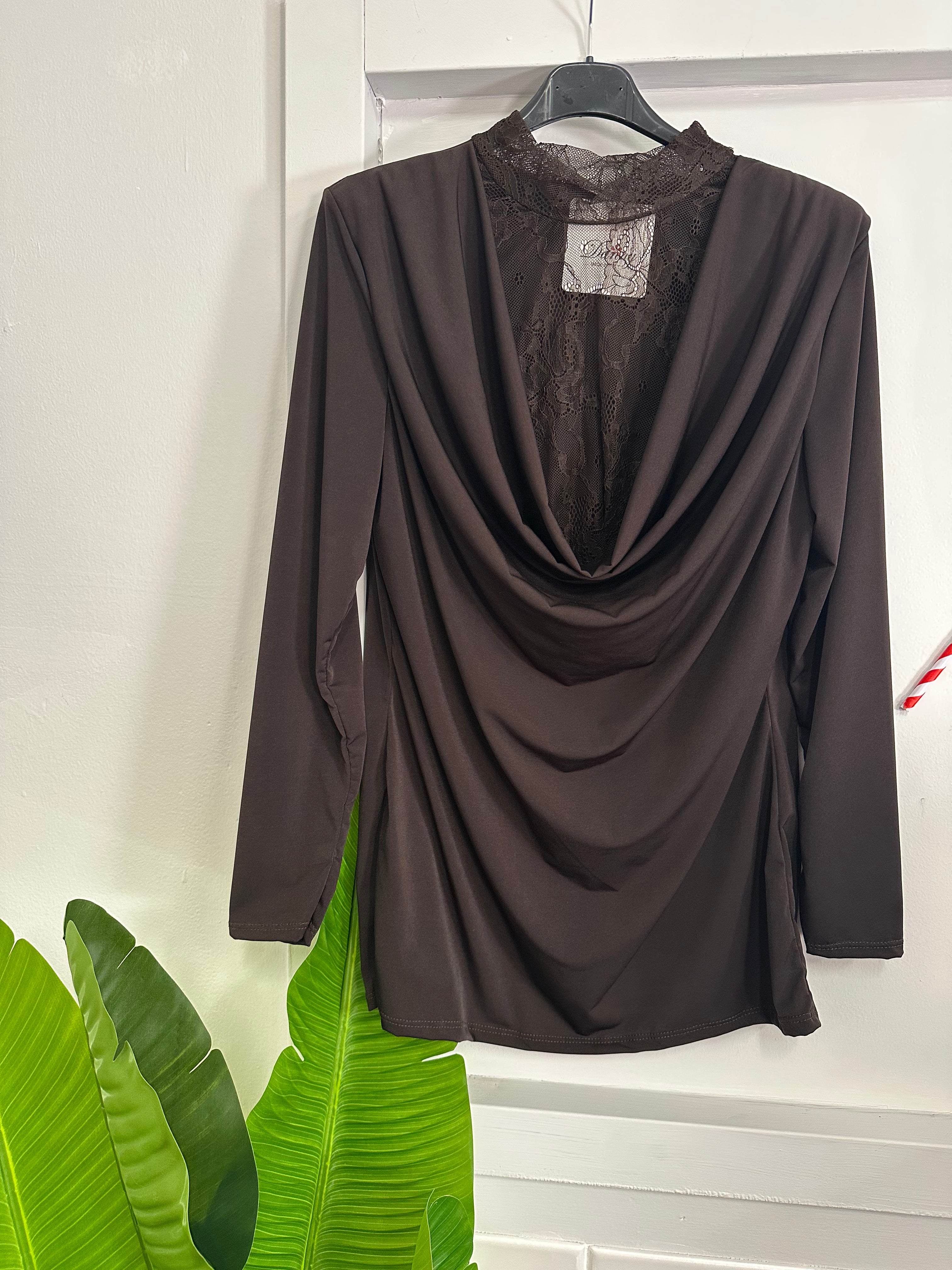 Scintilla a Capodanno! Maglia Elegante con Scollo a Pizzo – Perfetta per le Feste