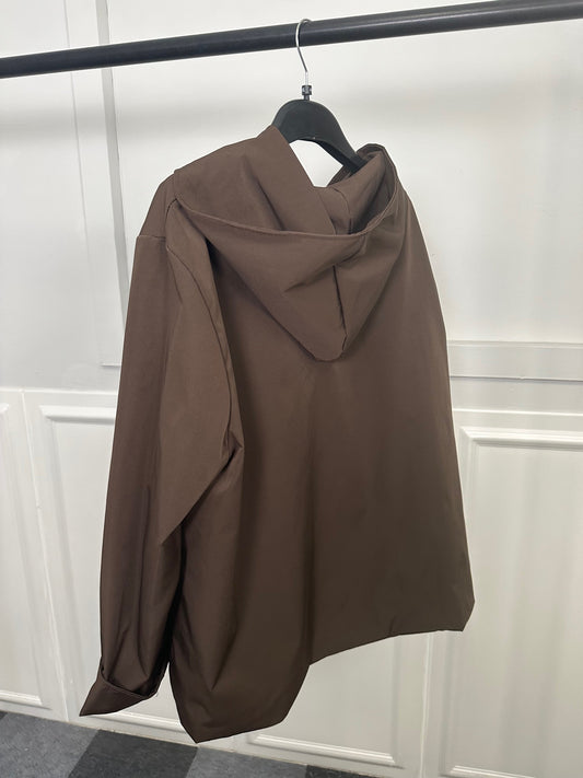 Trench con cappuccio
