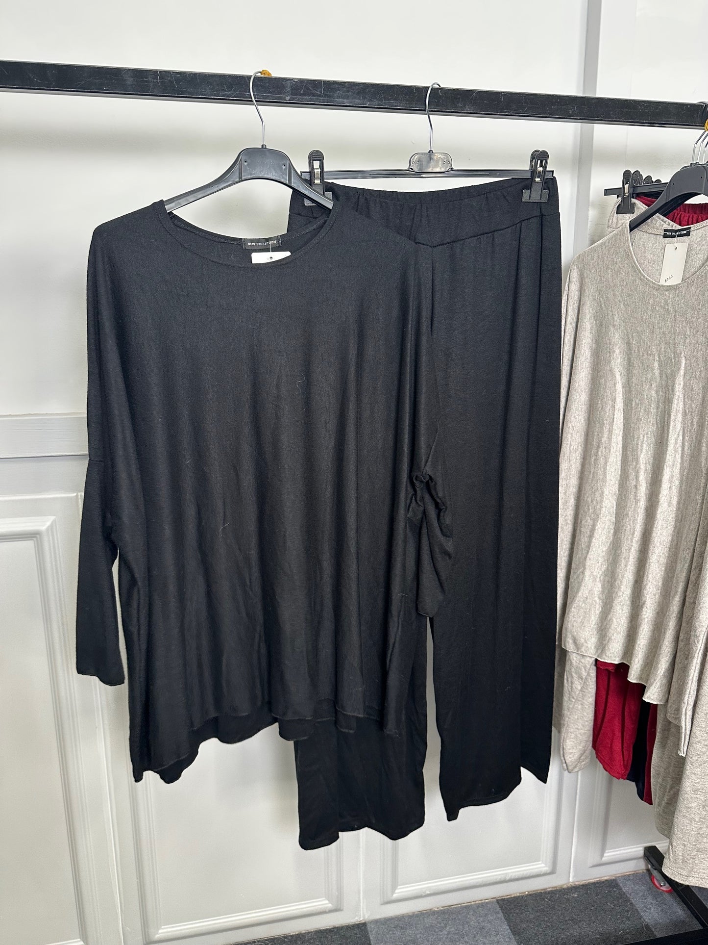 Completo in modal curvy