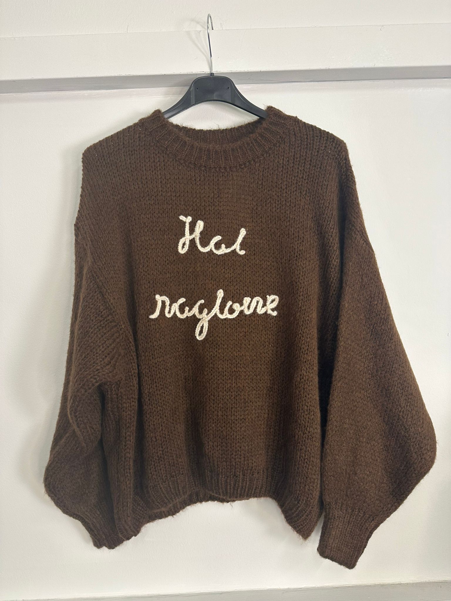Maglione Statement "HAI RAGIONE" con Maniche Palloncino - Ironia, Stile e Tendenza Imbattibile!
