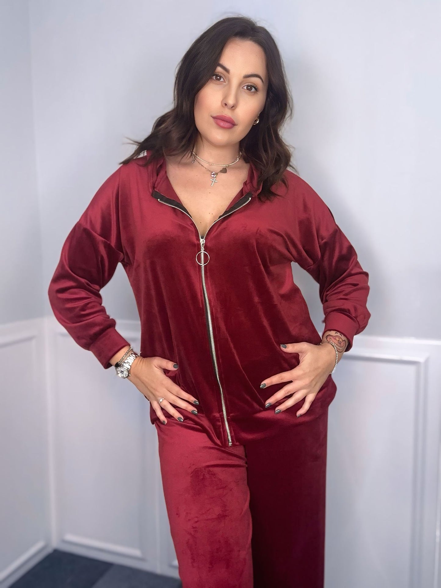 Completo ciniglia con zip