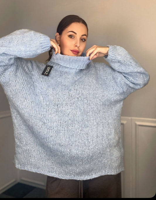 Maglione over collo alto