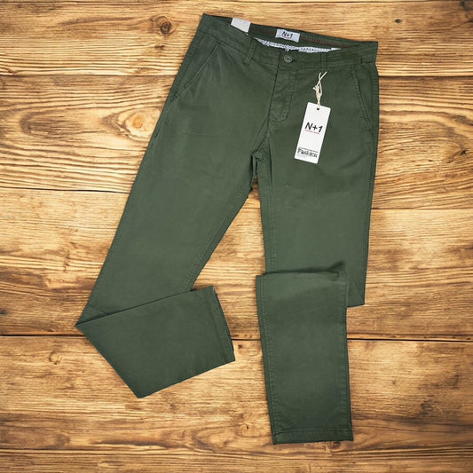 Pantalone chino modello GentleFit™