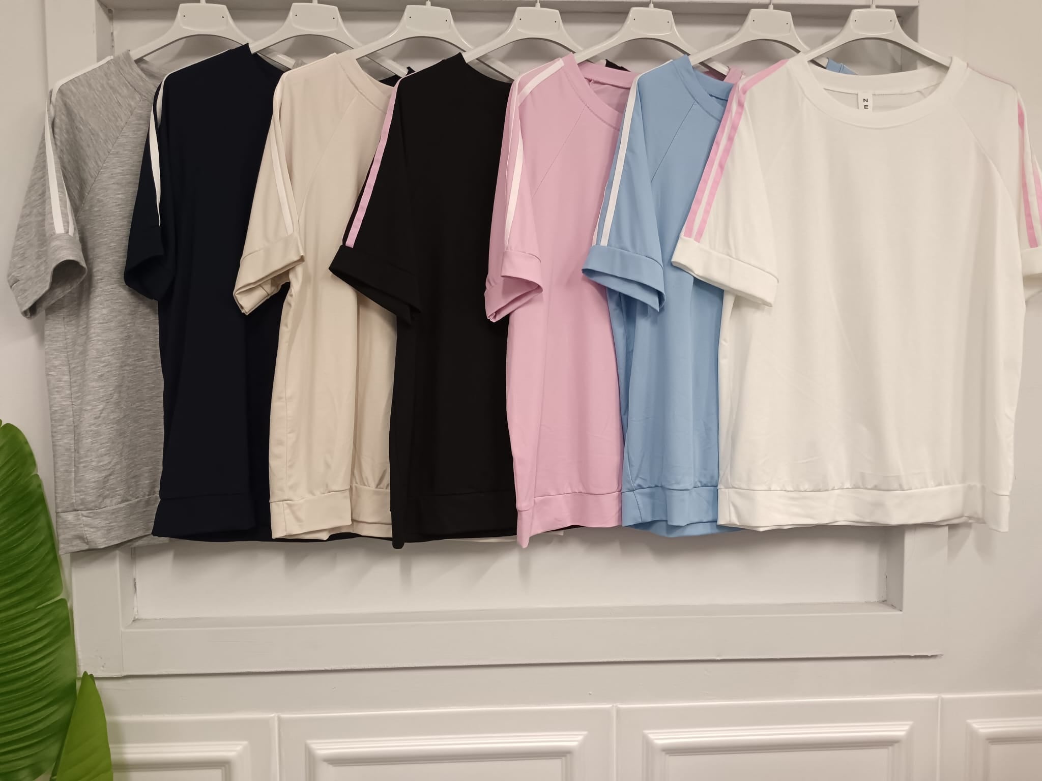 Casacca rigata fresca e versatile