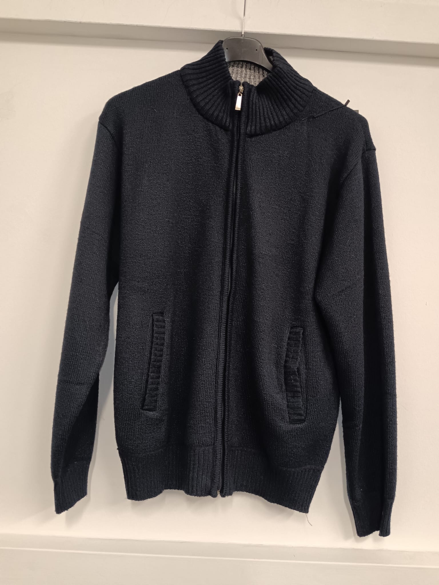 Felpa collo lupetto con zip e pelliccia interna