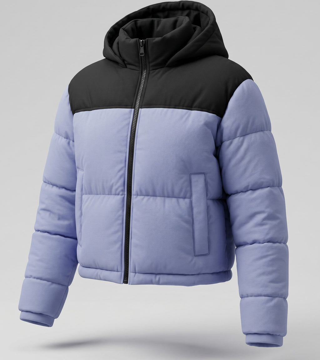 Glow on the Snow: Il Piumino Crop che unisce Stile e Calore