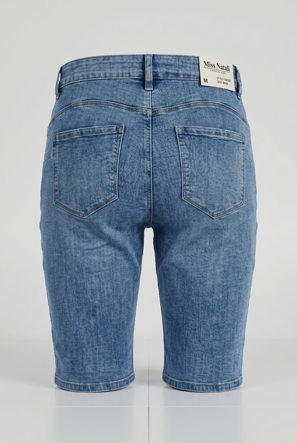 Bermuda Denim Essential