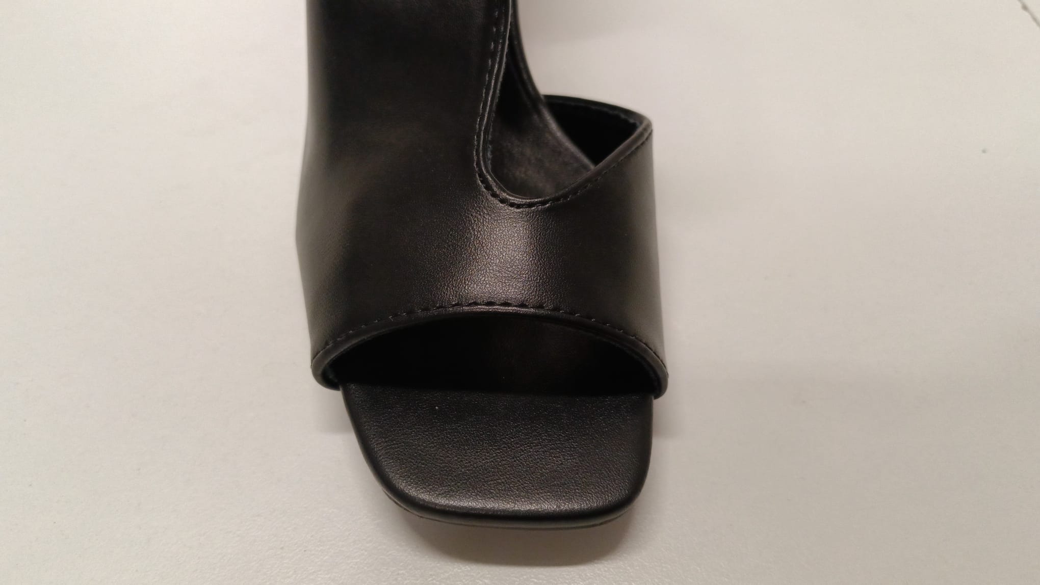 Mezzo Tronchetto con Fibbie e Tacco 8 cm
