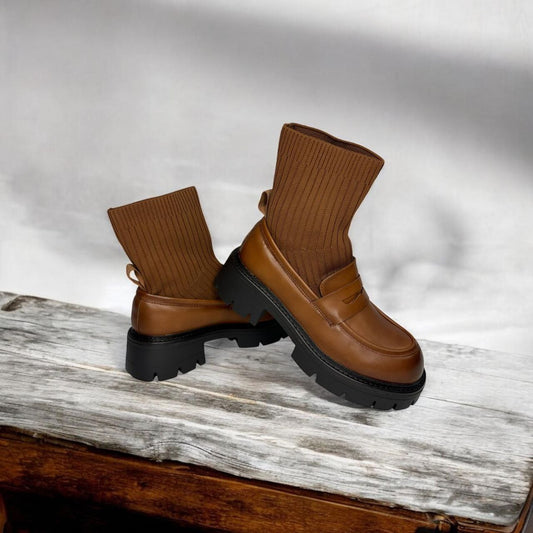 Mocassino suola in gomma con simil calza elasticizzata alla caviglia SockLoafer™