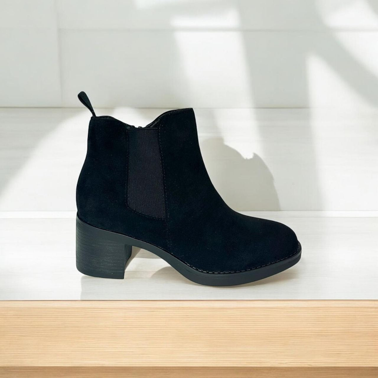 Stivaletto tacco squadrato con elastico laterale e zip SquareEase™